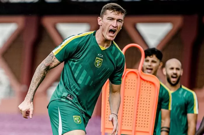 Persebaran Panas Laga Sengit Persebaya vs Semen Padang Tanpa Slavko Damjanovic