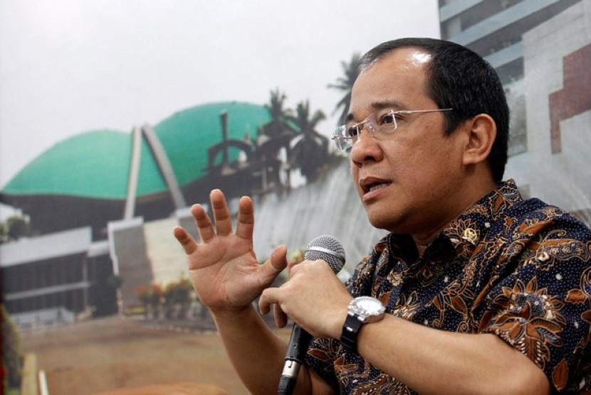 Negara Milik Pribadi? Akbar Faizal Soroti Kontroversial UU BUMN 2025