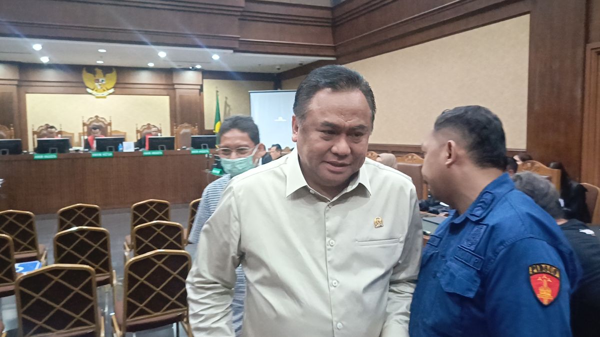 Tak Tahu Lagi, Hakim Beri Teguran Keras pada Rachmat Gobel