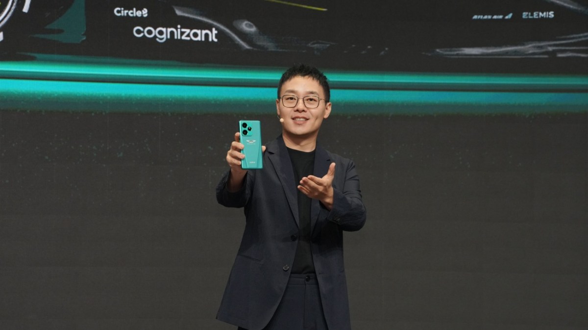 Mobil Balap Aston Martin Hadir di Seri Terbaru realme GT 7, Ini Penampakannya!