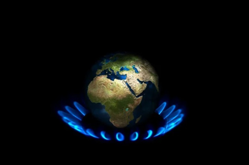 Sumber Daya Gas Alam Indonesia: Potensi Besar, Tantangan Infrastruktur