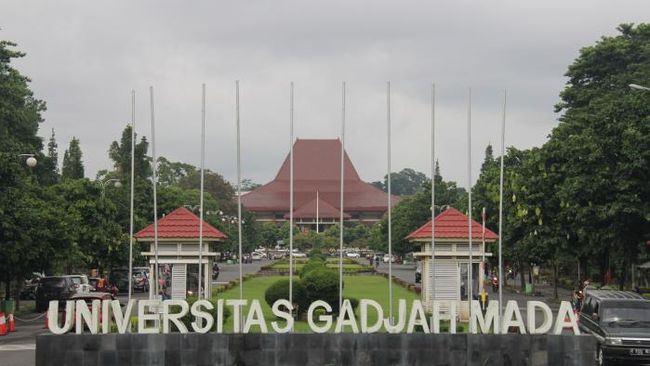 Presiden Jokowi Dapat Penghormatan Baru dari UGM