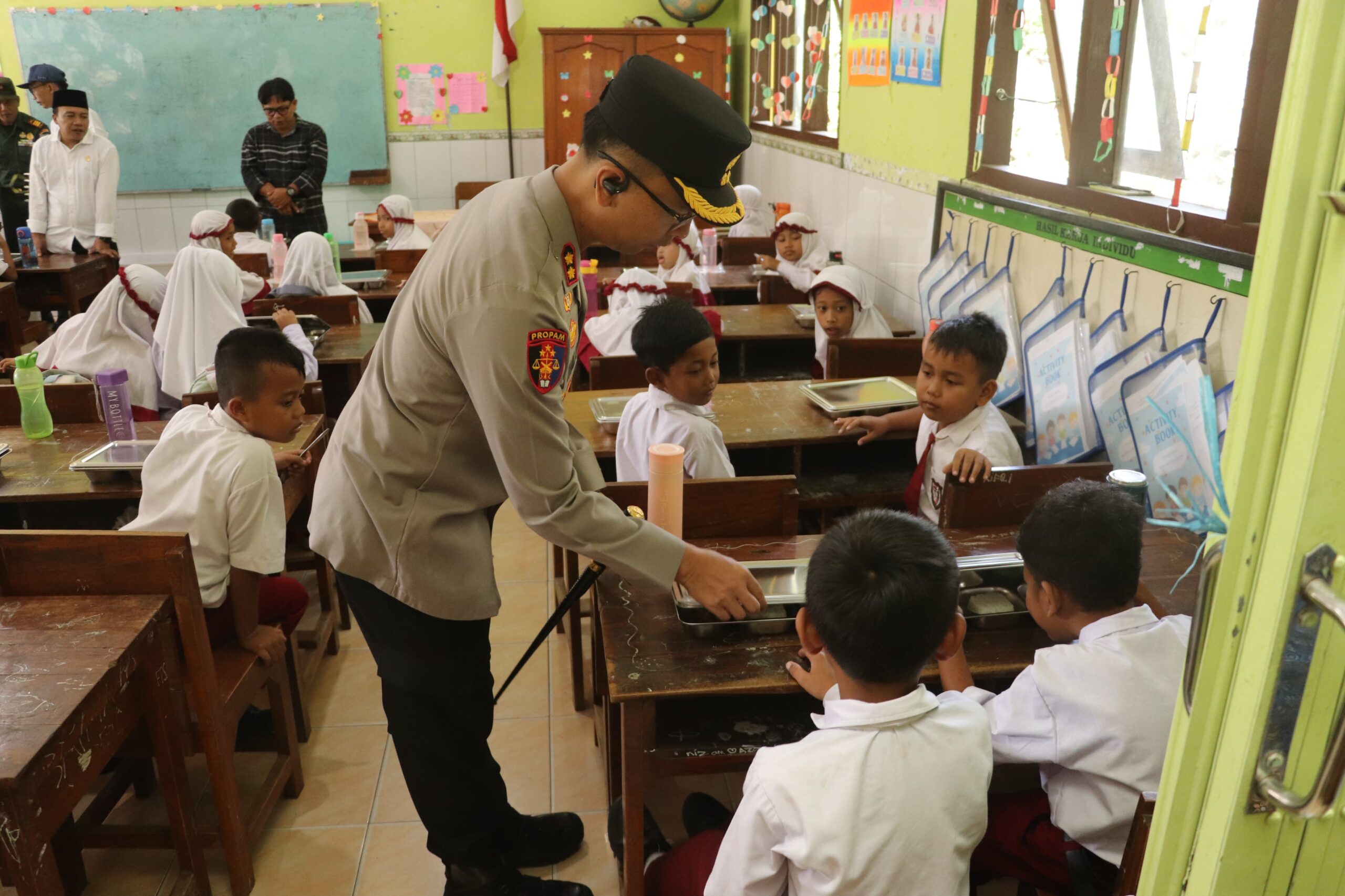 Terobosan Baru di Karangsoko: Kapolres Trenggalek Hadir Dukung Peluncuran SPPG