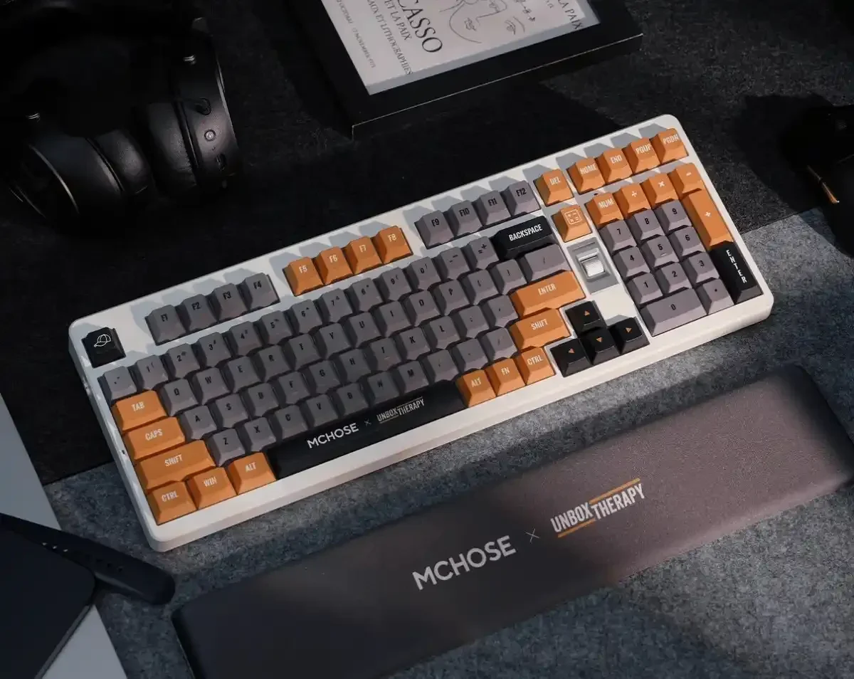 MCHOSE dan Unbox Therapy Kolaborasi Lahirkan UT98: Keyboard Mekanik Premium Tingkatkan Produktivitas Kerja!
