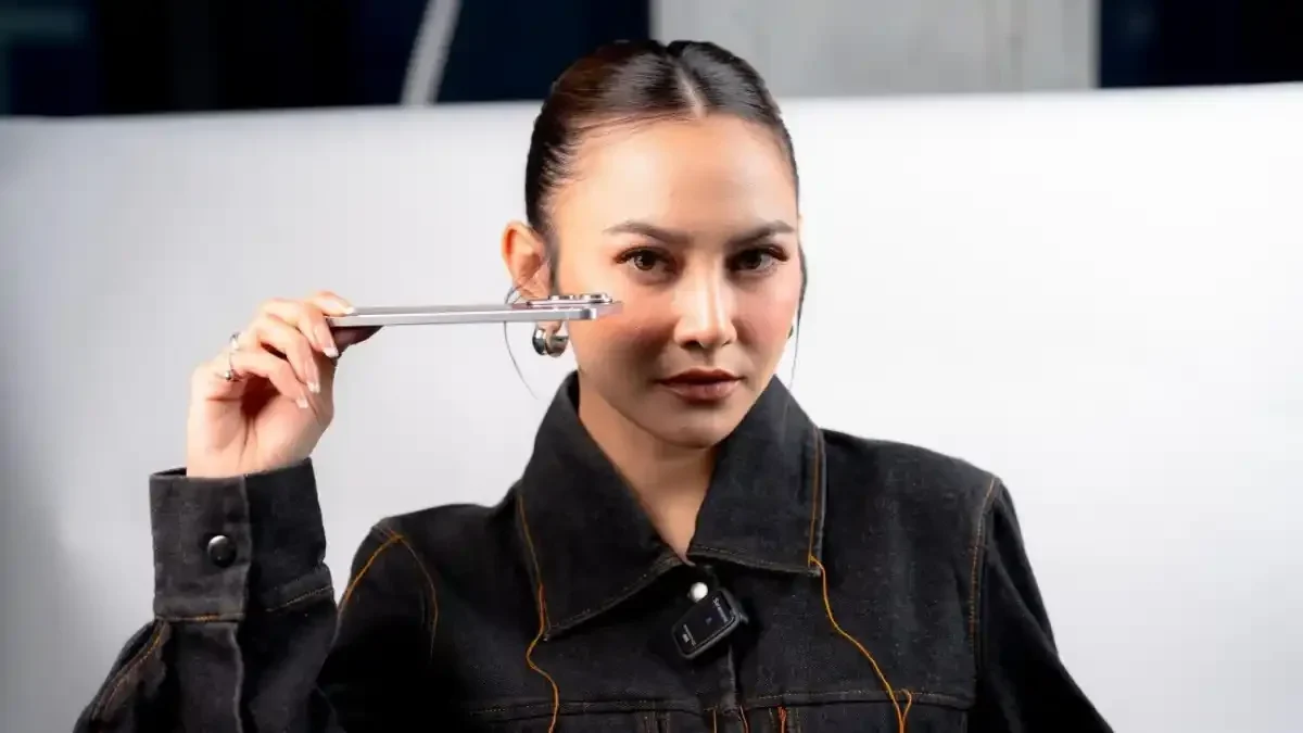 Rahasia Traveling Kekinian: Galaxy S25 Edge Bikin Liburanmu Lebih Epic!