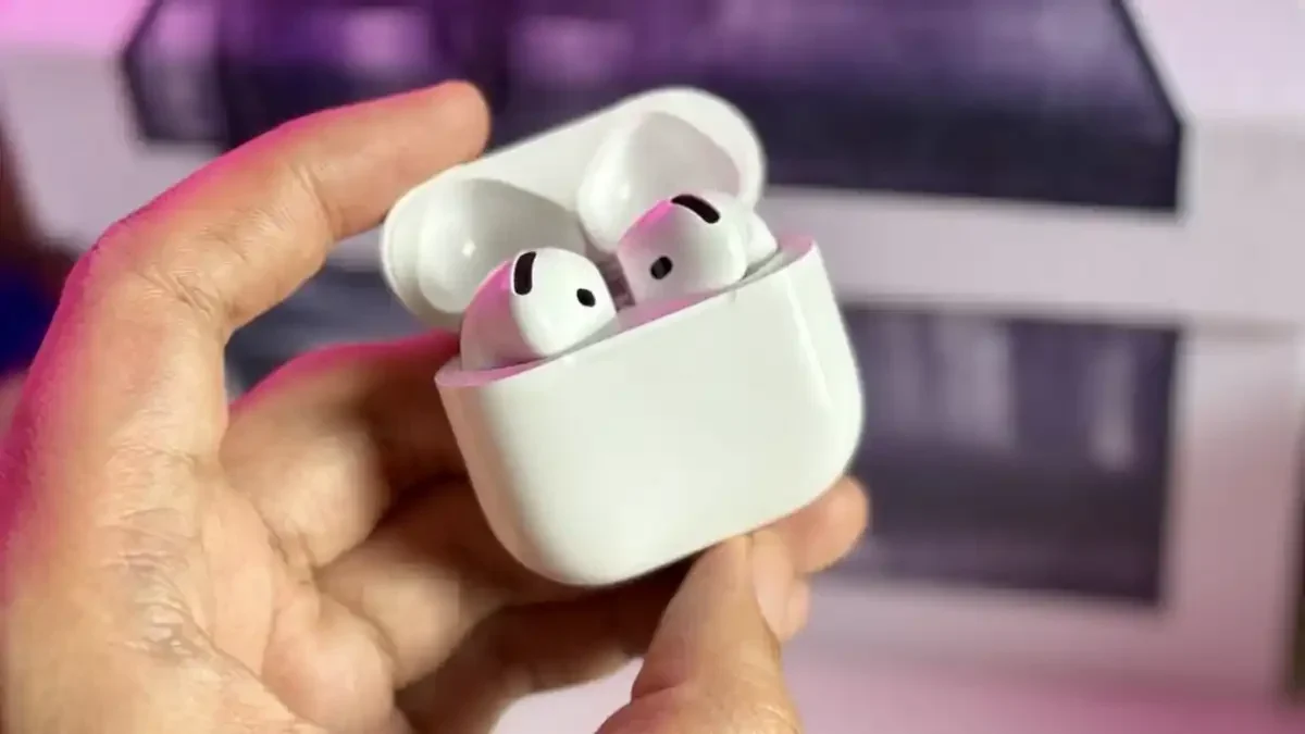 Geger! AirPods 2025 Punya Fitur Rahasia Ini, Bikin Foto Jadi Gampang Banget!