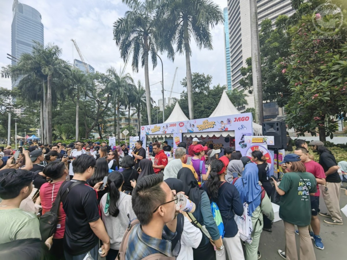 Heboh! itel dan Kopi Jago Bagikan HP City 100 Gratis di CFD Jakarta
