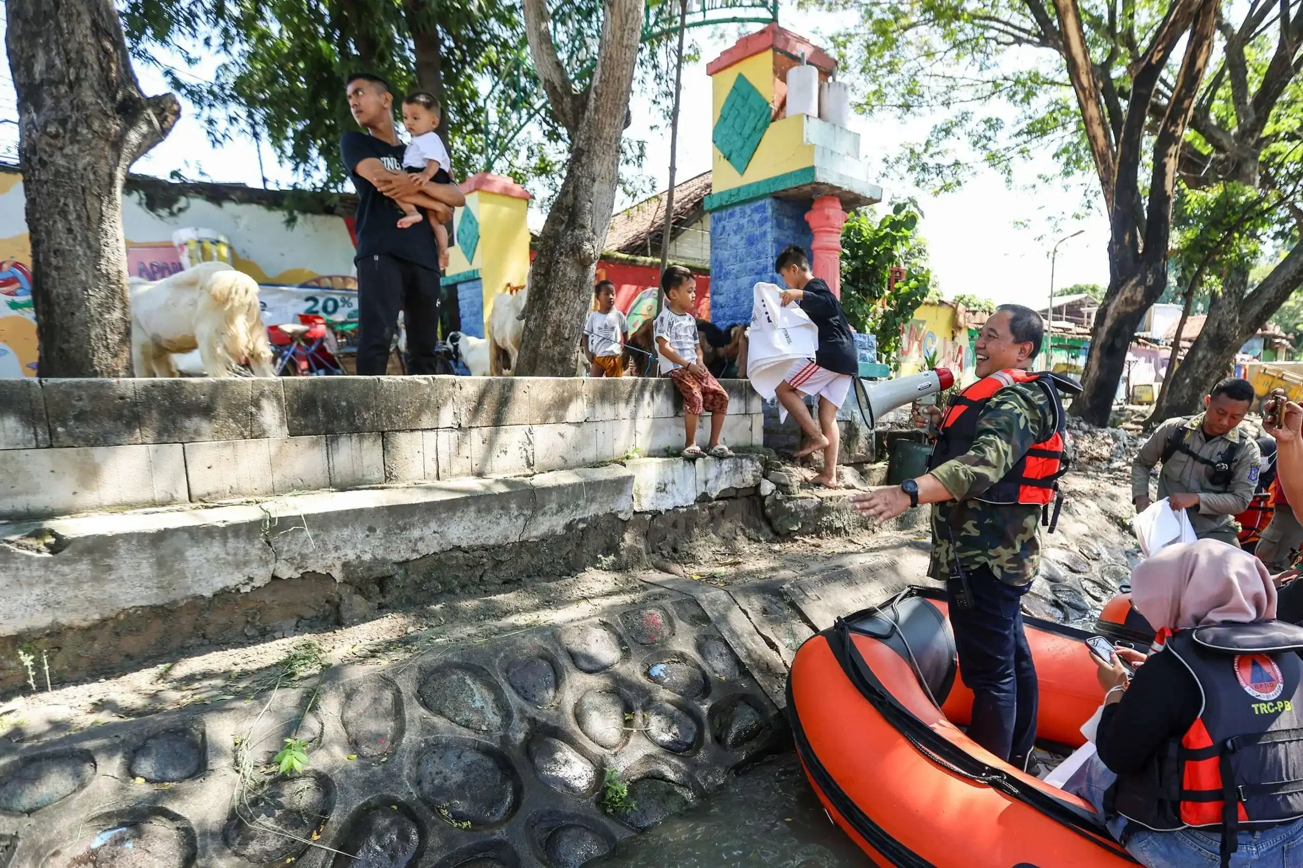 Kalimas Terancam? DLH Surabaya Geruduk Lokasi Kurban!