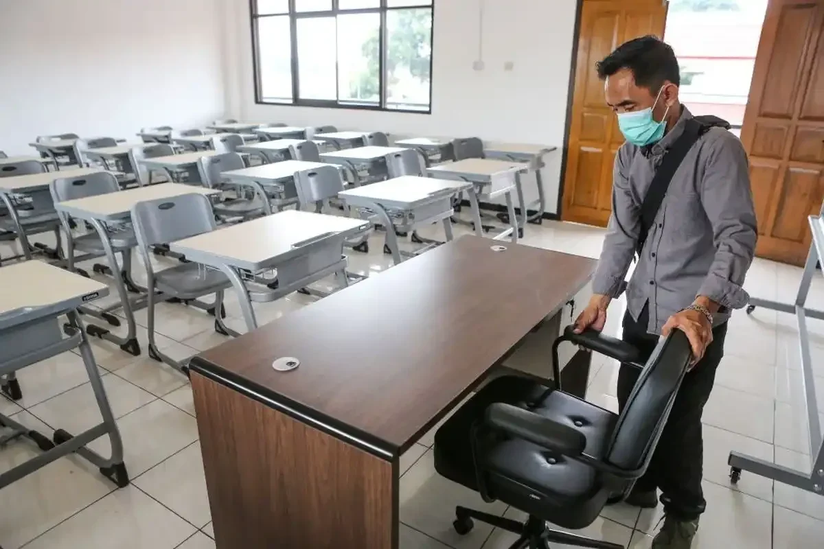 Dulu vs Kini: Kurikulum Sekolah Rakyat vs Sekolah Umum di [Nama Kota/Kabupaten] – Mana Lebih Cocok untuk Anak Kita?