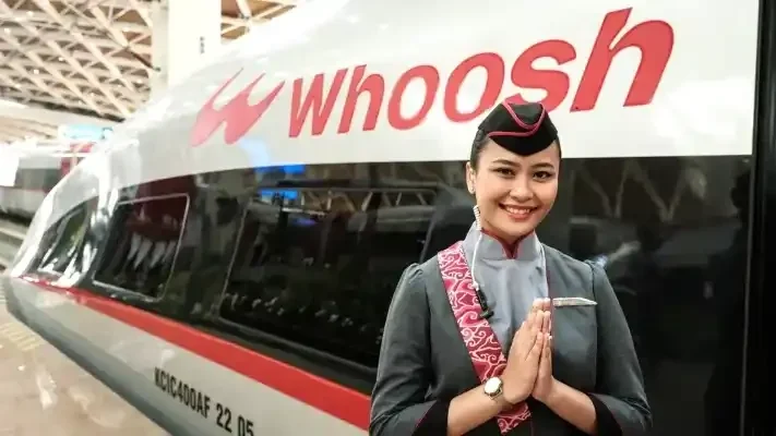 Liburan Sekolah 2025 Makin Asyik! Diskon 50% Tiket Kereta Whoosh Jakarta-Bandung untuk Semua Kalangan!