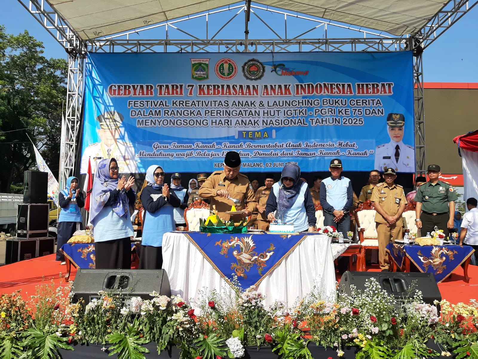 Ribuan Guru TK Kabupaten Malang Rayakan HUT ke-75 IGTKI, Bupati Sanusi Soroti Pentingnya Pendidikan Anak Usia Dini dan Umumkan Insentif