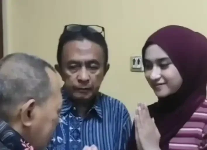 Astaga! Pria Viral Penganiaya Penumpang Transjakarta Ditangkap, Tapi Kok Damai?
