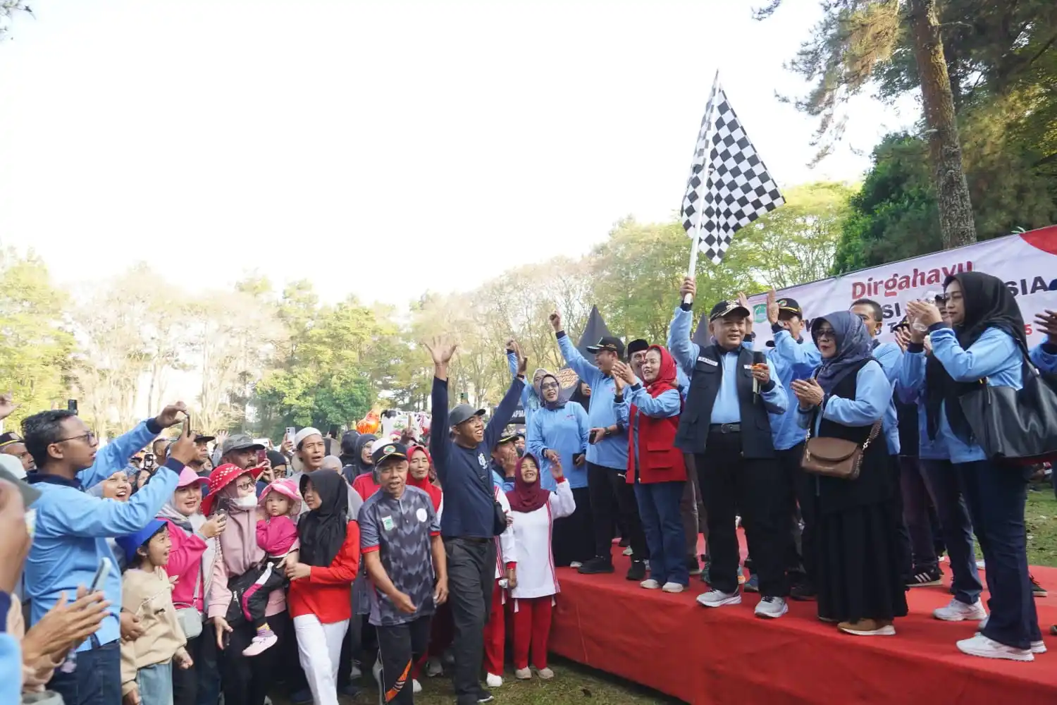 Puncak Hari Koperasi ke-78 di Malang: 10 Ribu Warga Turun ke Jalan, Program ‘Koperasi Merah Putih’ Dapat Apresiasi Nasional