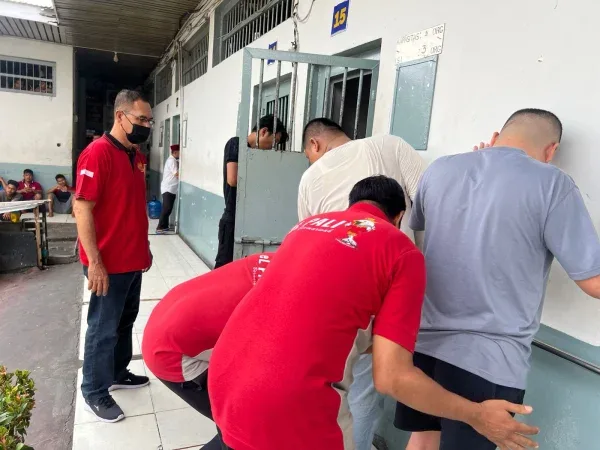 Berantas Narkoba dan HP, Tim Satops Patnal Lapas Bengkalis Gelar Razia Mendadak