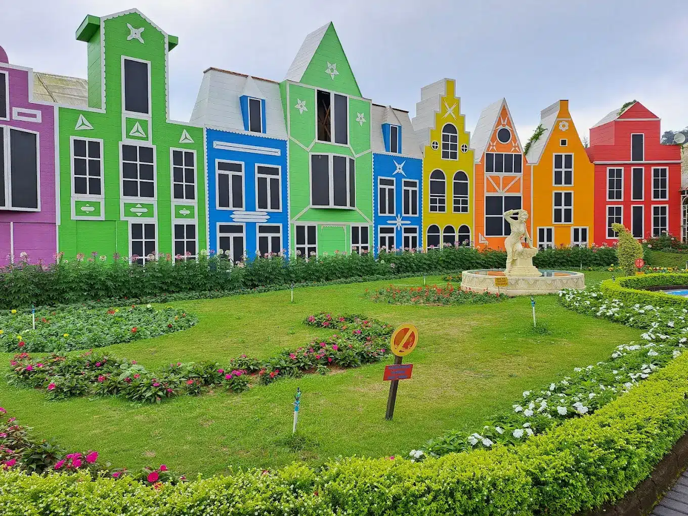 Daftar Top 10 Wisata Malang 2025, Dari Pesona Alam Bromo hingga Gemerlap BNS di Batu!