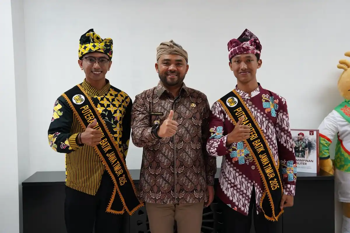 Dapat Restu Wawali, Dua Pemuda Junrejo Hari Ini Berjuang Harumkan Nama Batik Khas Kota Batu di Surabaya