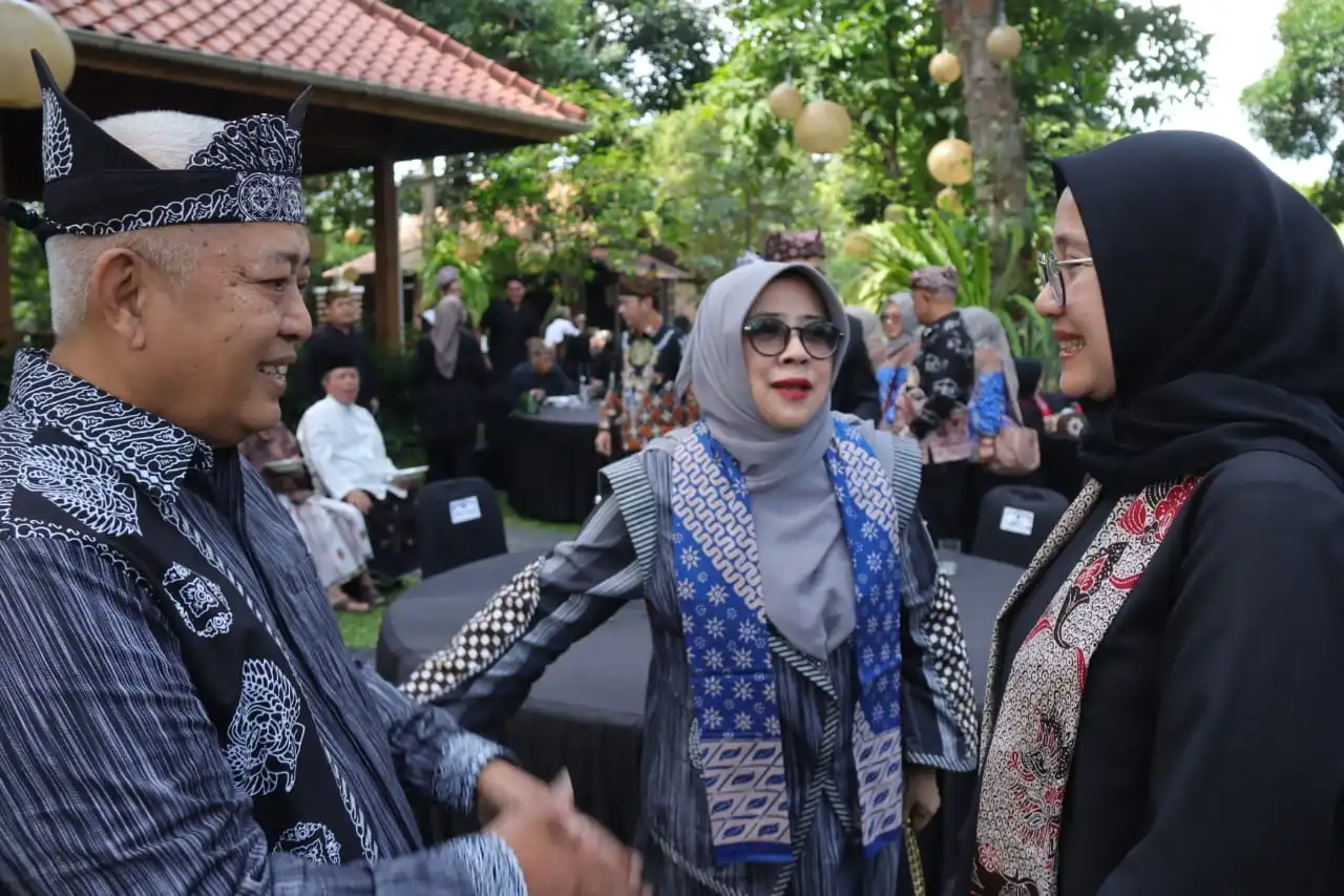Bupati Malang Saksikan Kemegahan BEC 2025: Parade “Ngelukat” Guncang Taman Blambangan