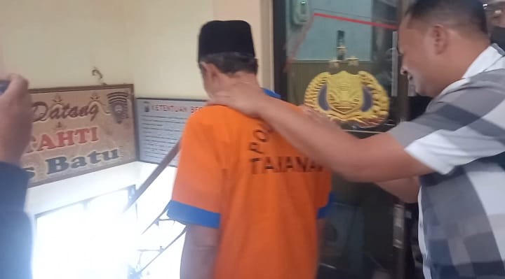 PNS di Kota Batu Ditahan Usai Diduga Cabuli Keponakan Sendiri, Video Bukti Rekaman Korban Ungkap Perbuatan Bejat