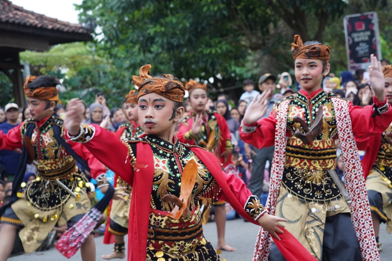 Gema Hari Jadi ke-1265 Kab Malang Dimulai: Wabup Lathifah Buka Mahasraya Singhasari Festival dengan Tiga Pesan Penting