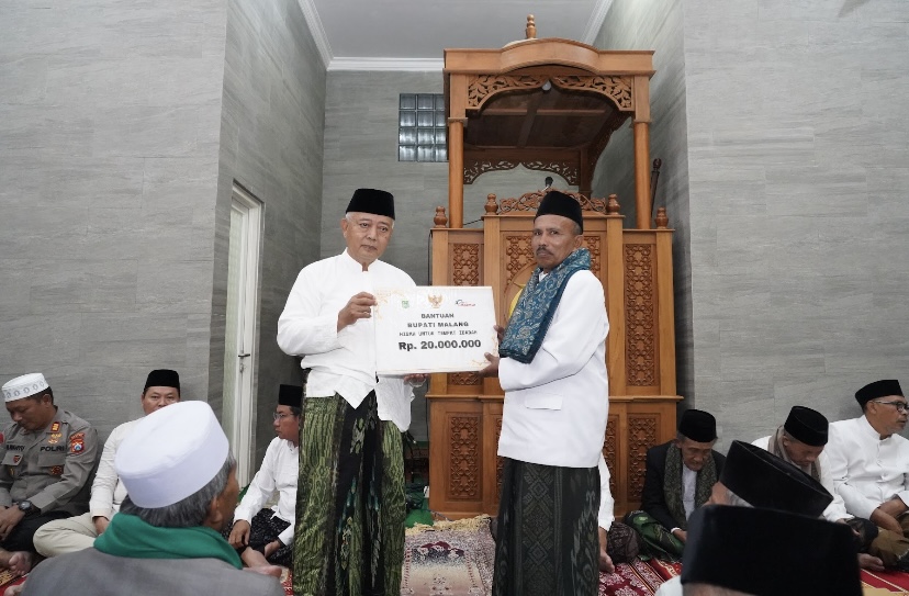 Subuh Keliling di Tajinan, Bupati Sanusi Tekankan Kekuatan Sholawat dan Sinergi Ulama-Umaro untuk Malang Makmur