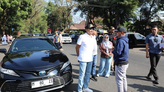 Pelat Mobil Dinas ‘M 80 IS’ Milik Wali Kota Malang Jadi Sorotan, Diduga Palsu dan Tuai Kritik Keras dari DPRD