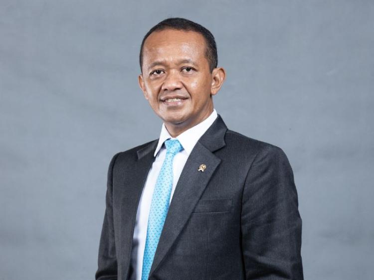 Menteri ESDM Bahlil Lahadalia Pimpin Dewan Pembina Pemuda Masjid Dunia Bersama Mantan Presiden Singapura