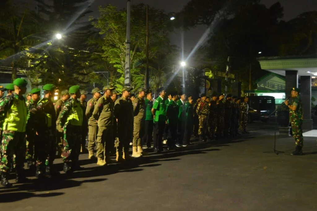 Jaga Kondusivitas Kota Malang, Kodim 0833 Gandeng Satpol PP, Banser, dan GP Ansor Gelar Patroli Sinergitas