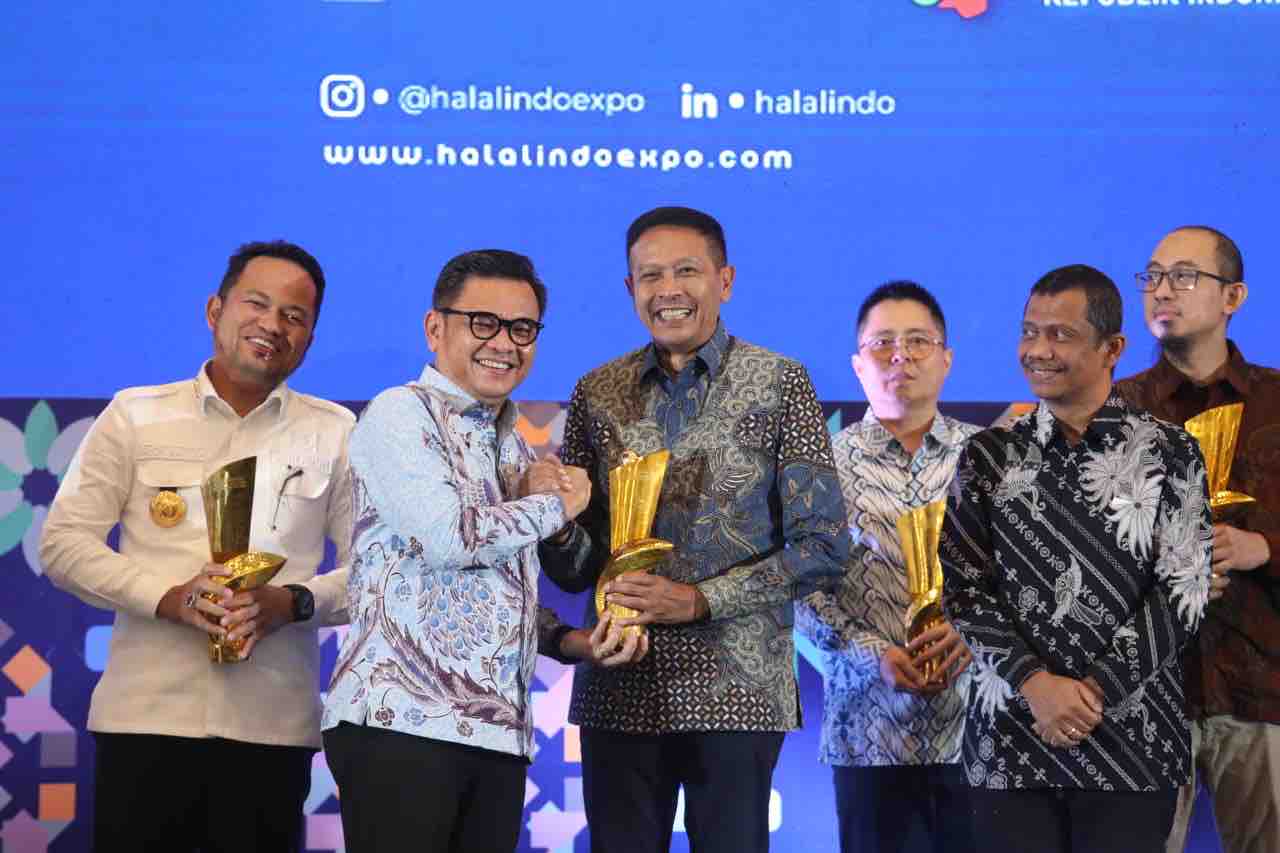 Jadi Satu-Satunya Daerah, Kota Malang Dapat Penghargaan Industri Halal Nasional dari Kemenperin