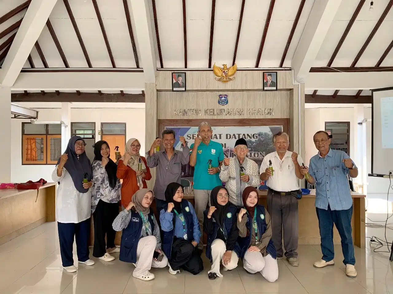 Edukasi Pertanian Ramah Lingkungan, Mahasiswa KKN-T Alma Ata Kenalkan Pestisida Nabati di Kraton Tegal