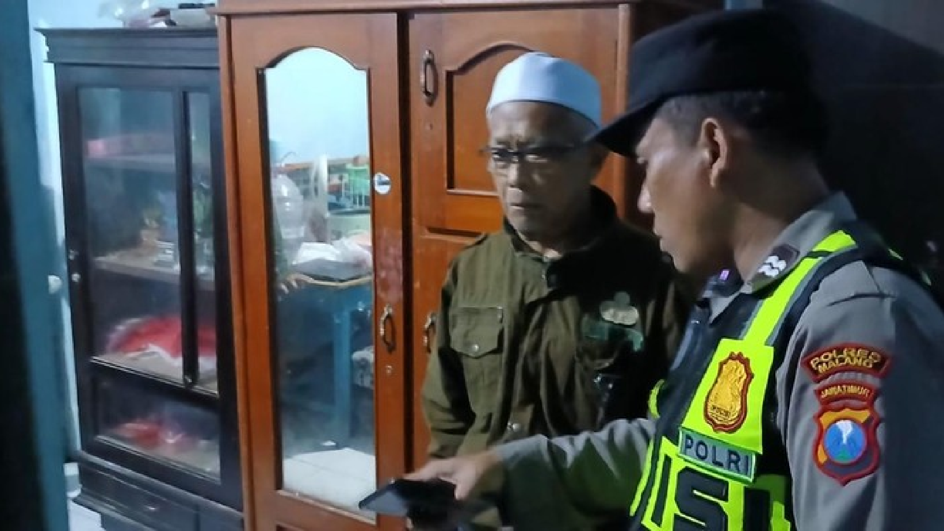 Ortu Cari Anak Tak Pulang, Rumah Kontrakan di Singosari Kabupaten Malang Diduga Digunakan Sebagai Tempat Prostitusi