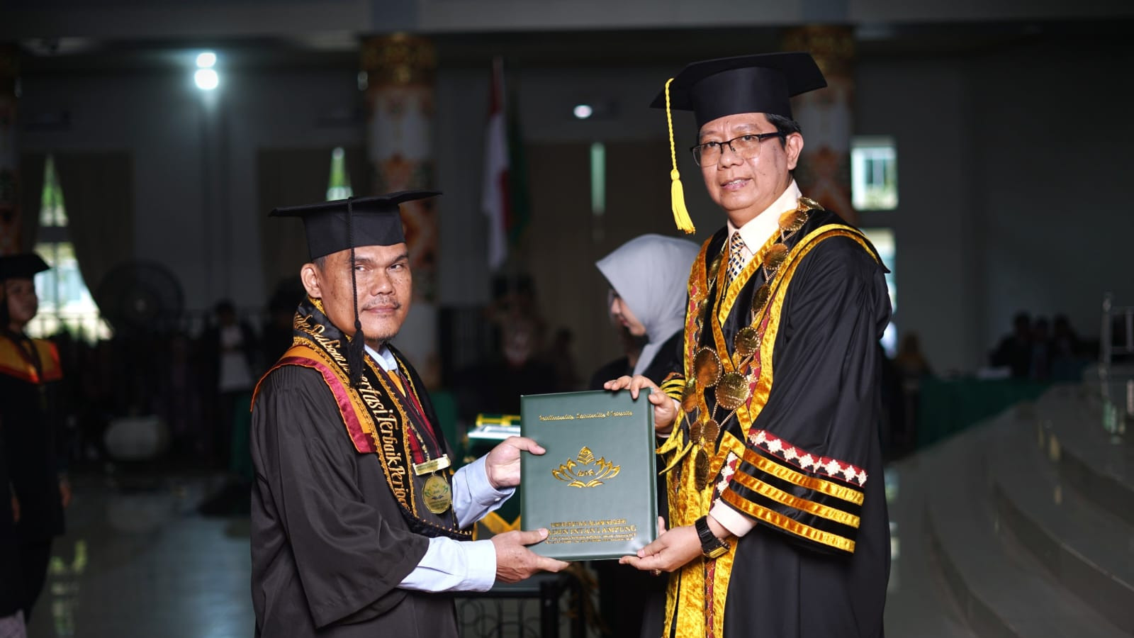 Disertasi Terbaik Diraih Supron Ridisno, Dosen SLB Netra Buktikan Akses Pendidikan Tinggi Kian Inklusif