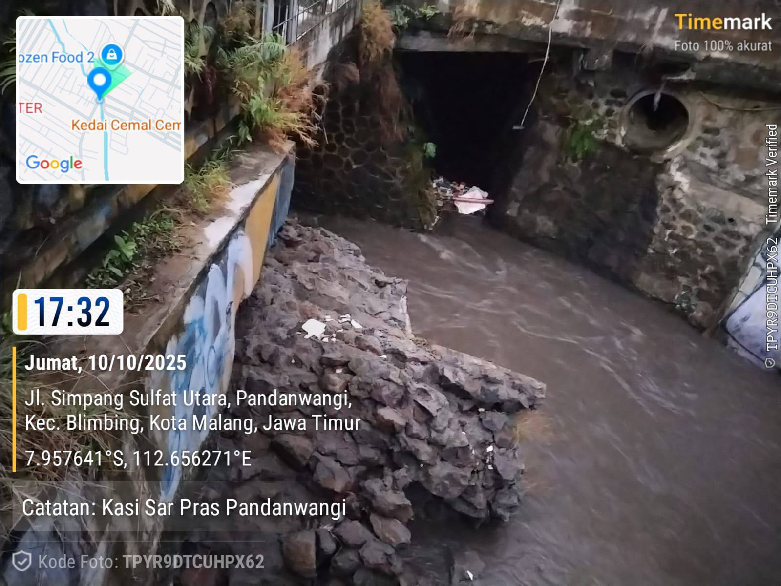 Breaking News! Jembatan Sonokembang Pandanwangi Longsor Akibat Hujan Deras