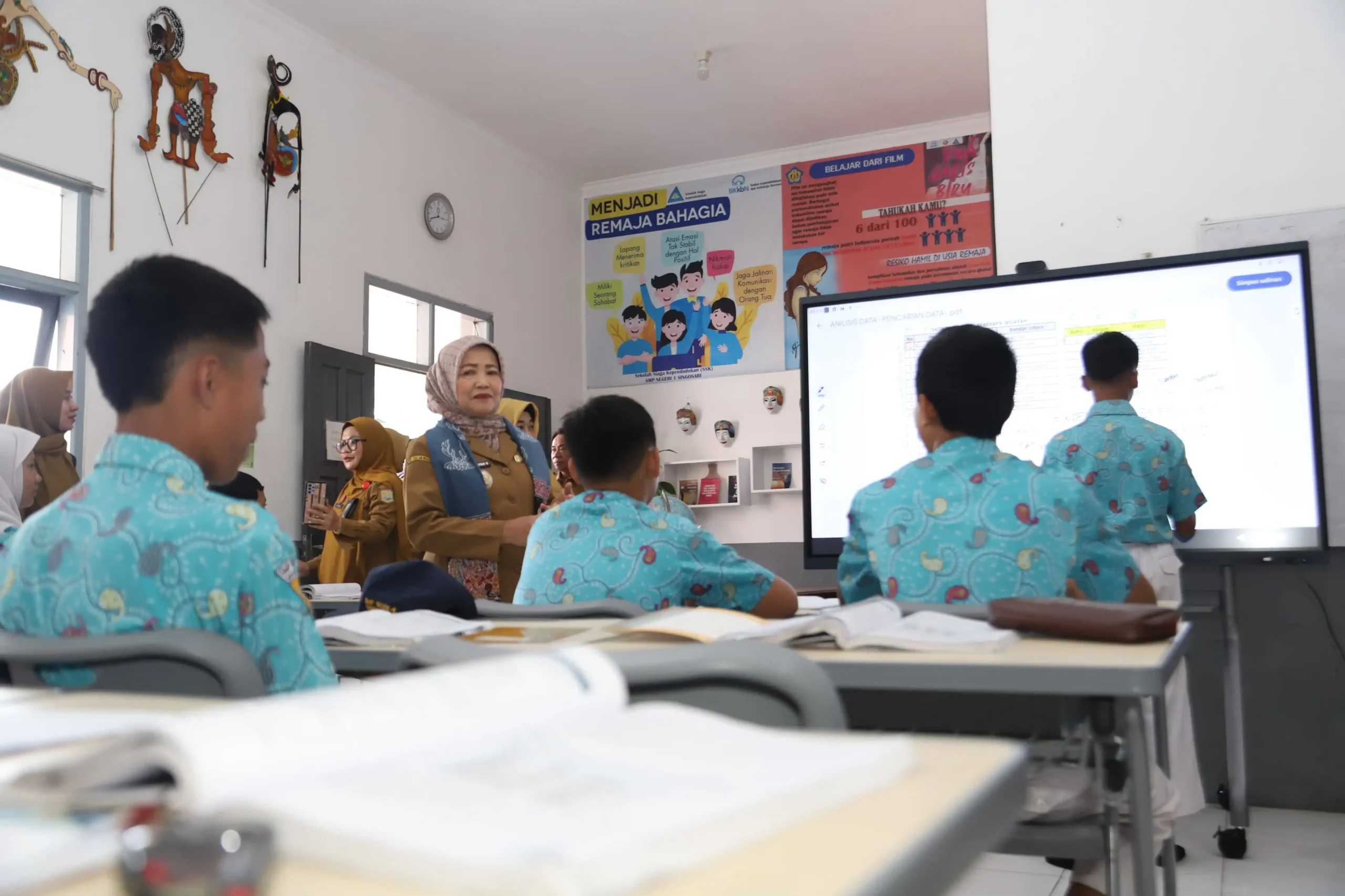 Tinjau Calon Sekolah Unggulan, Wabup Lathifah Temukan Kekurangan Fasilitas Hingga Siswa Juara Matematika Internasional