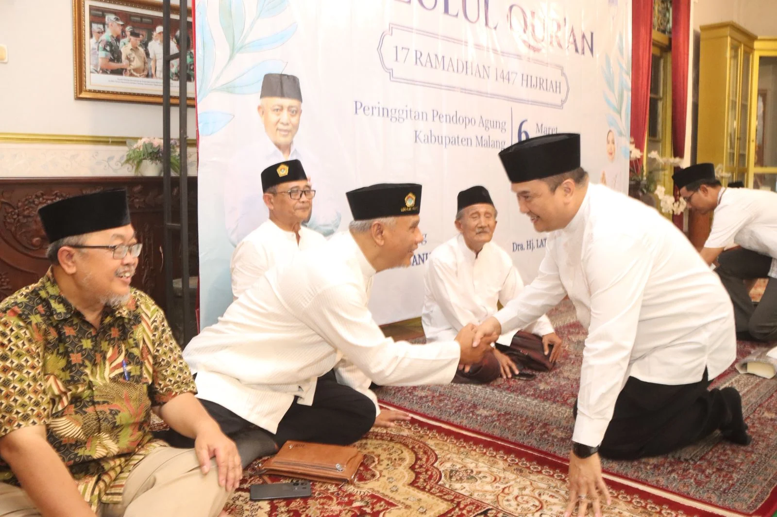 Sekda Kabupaten Malang Hadiri Peringatan Nuzulul Qur’an 1447 H di Pendopo Agung, Ajak Masyarakat Jadikan Al-Qur’an Pedoman Hidup