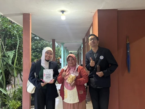 Mahasiswa FEB UM Dampingi UMKM Desa Pagelaran Malang Tingkatkan Daya Saing Produk Lokal