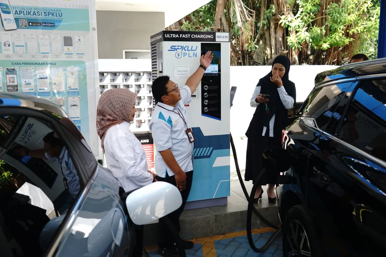 Keliling Lihat SPKLU Center, Pemkab Malang dan PLN Bersinergi Komitmen Dukung Transisi Energi