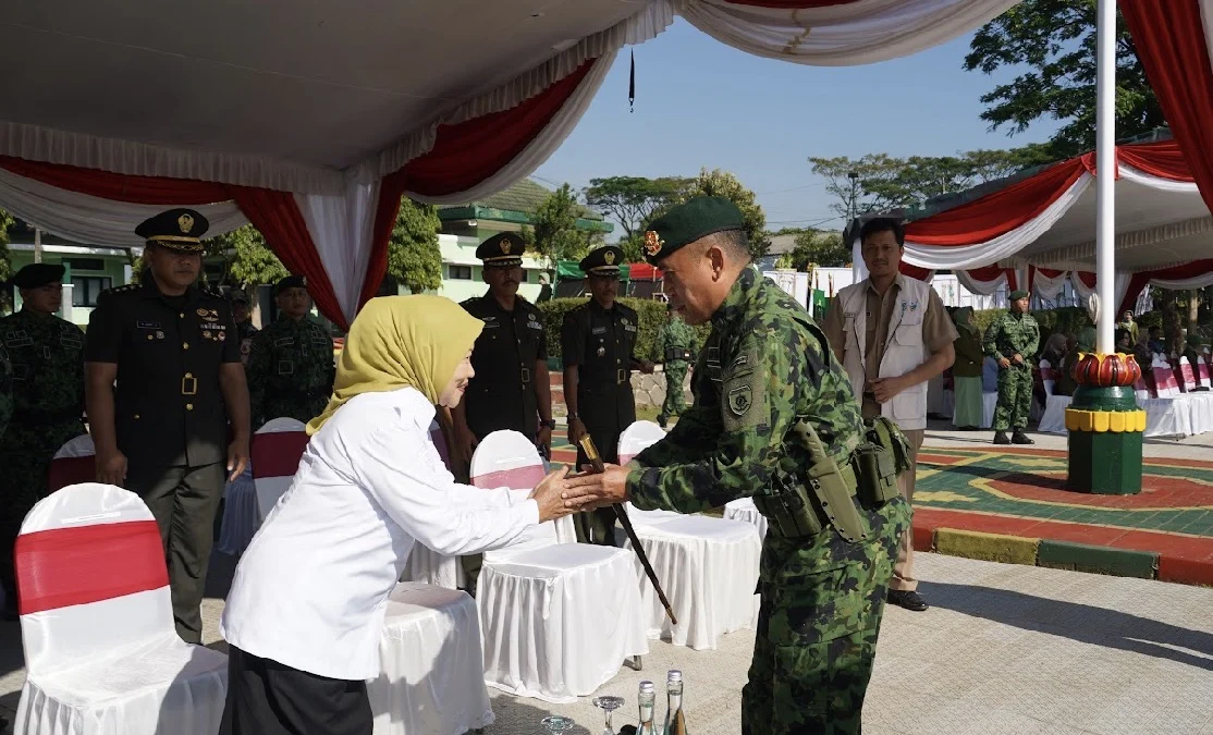 Wakil Bupati Malang Menhadiri Serah Terima Jabatan (Sertijab) Komandan Batalyon Kesehatan (Danyonkes) 2/YBH/2 Kostrad Karangploso