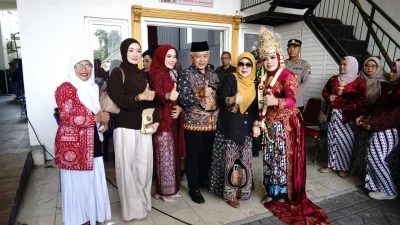 Kirab Budaya Sumberporong Lawang Meriah, Sanusi Dorong Desa Jadi Gerbang Pariwisata Utara Malang