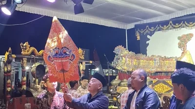 Warga Pandesari Bangun Jalan dengan Dana Swadaya, Bupati Malang Beri Apresiasi