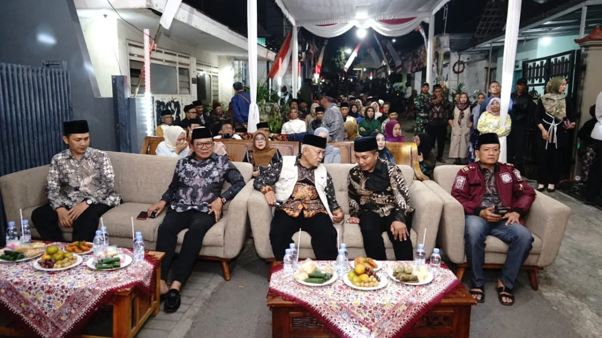 Sanusi Saksikan Ludruk Budhi Wijaya di Donowarih, Dorong Generasi Muda Jaga Budaya Lokal