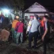 Pohon Mahoni Tumbang di Pakisaji Malang dan Timpa Kendaraan, Sembilan Orang Terluka