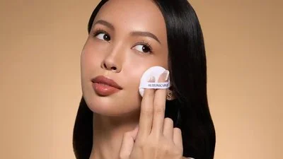 Tips Makeup untuk Kulit Berminyak agar Tetap Fresh Tanpa Terlihat Cakey!